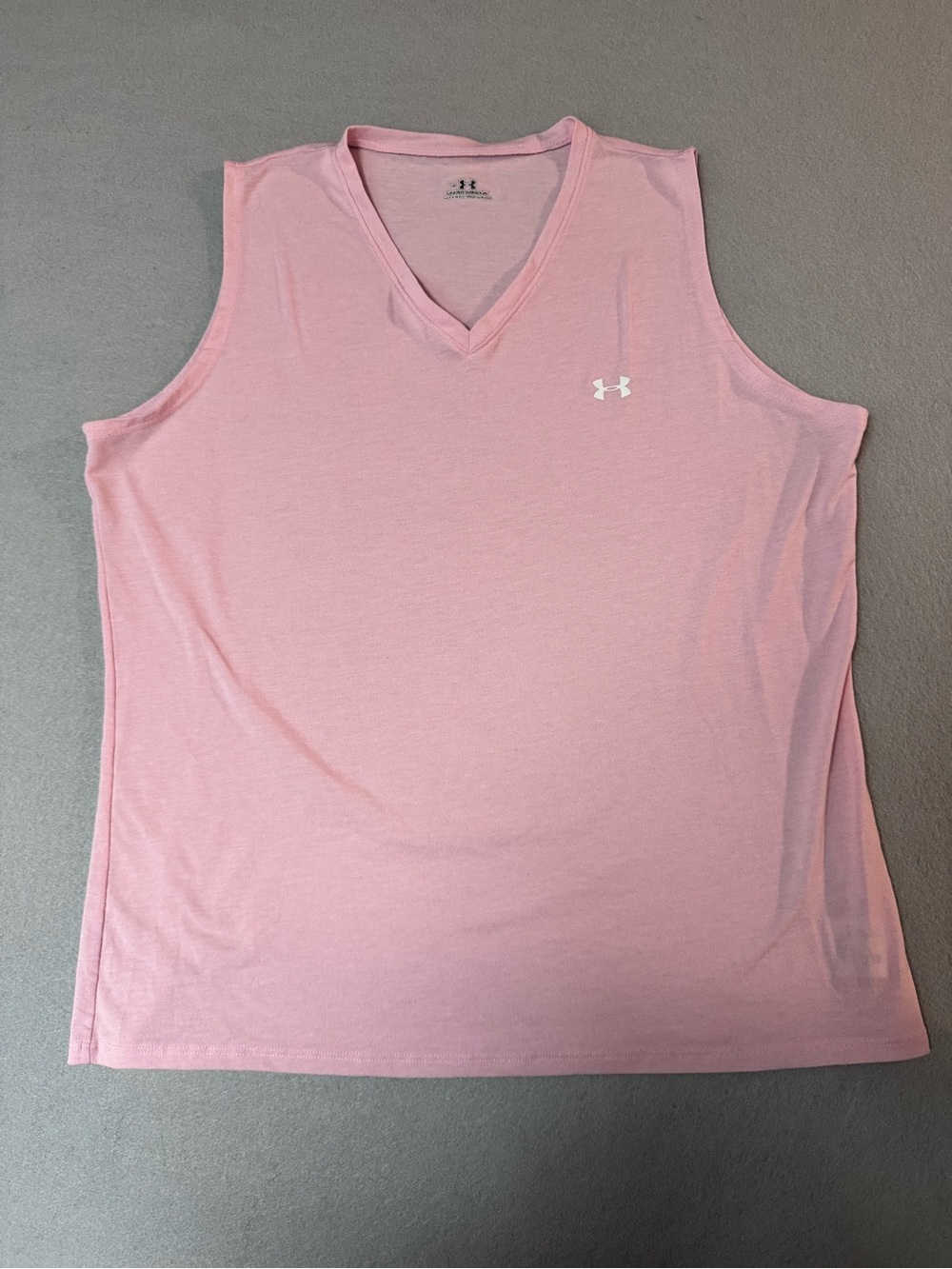 Under Armour Women’s Light Pink V-Neck Performance Tank